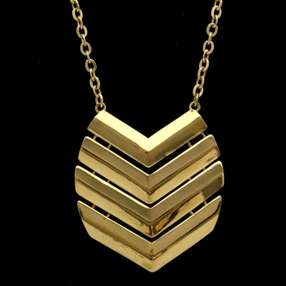 Express Fashion-Necklace Gold NWT - Picture 5 of 5